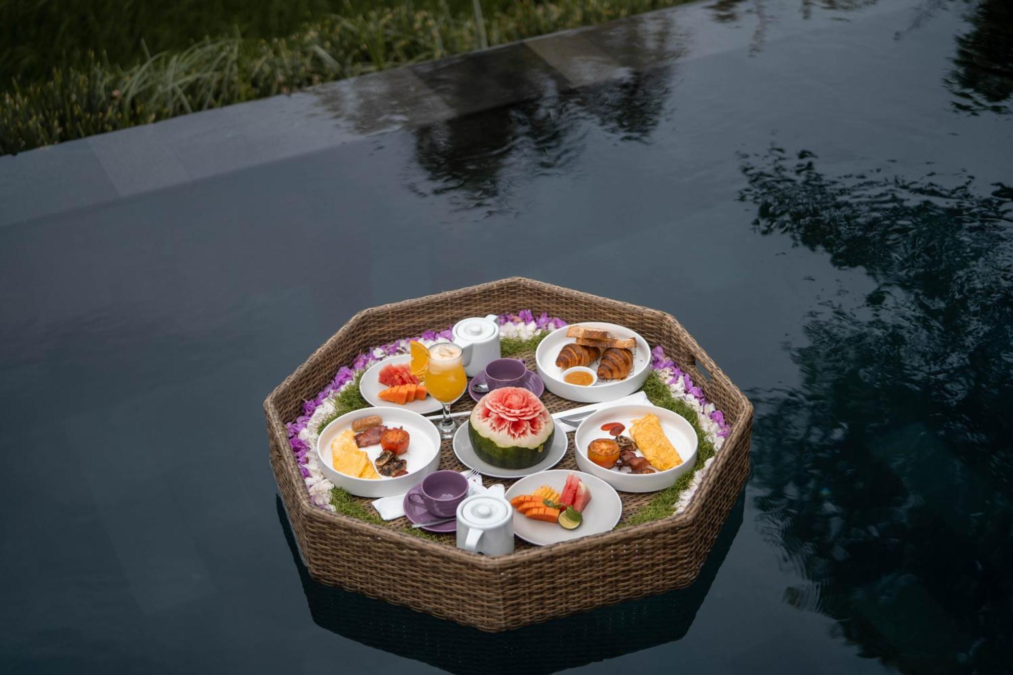 The Sender Pool Suites Ubud  Exterior photo
